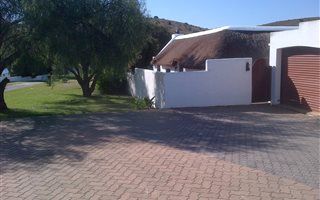 4 Bedroom House in Malgas