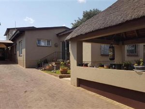 5 Bed House in Sophiatown