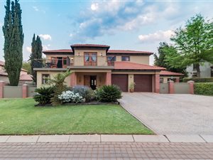 3 Bed House in Boardwalk Manor