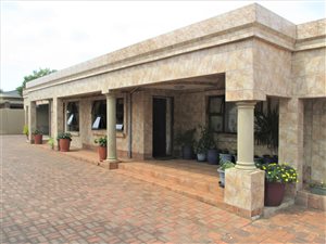 4 Bed House in Florida North
