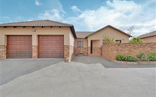 3 Bedroom House in Kyalami Hills