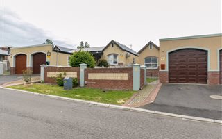 3 Bedroom House in Ruwari