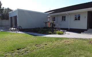 3 Bedroom House in Fernglen