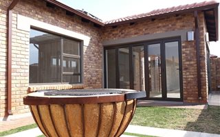 3 Bedroom Cluster in Jansen Park