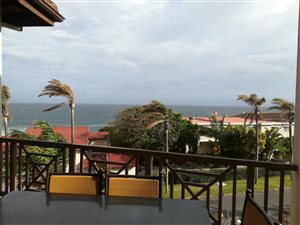 3 Bed Apartment in Uvongo