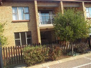 2 Bed Apartment in Willow Park Manor