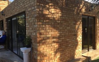 1 Bedroom Apartment in Wentworth Park