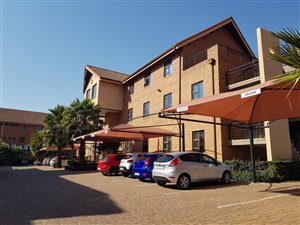 65 m² Commercial space in North Riding