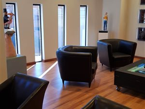 580 m² Office Space in Silver Lakes
