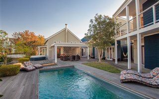 7 Bedroom House in Thesen Islands