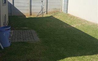 2 Bedroom Townhouse in Ruimsig