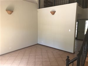 5 Bed House in Pierre van Ryneveld