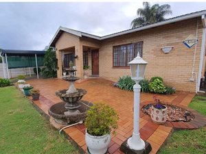 3 Bed Cluster in Hayfields