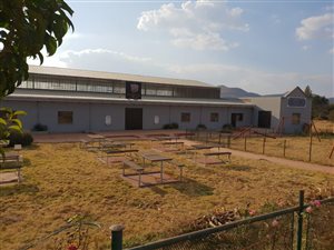 6.9 ha Farm in Broederstroom