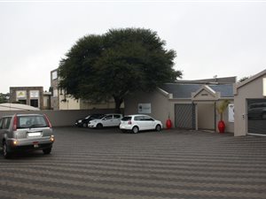 570 m² Commercial space in Moreleta Park
