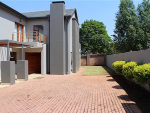 5 Bed House in Eldo Lakes Estate
