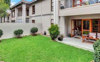 2 Bedroom Apartment in Elton Hill