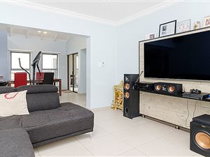 3 Bed Townhouse in Summerset