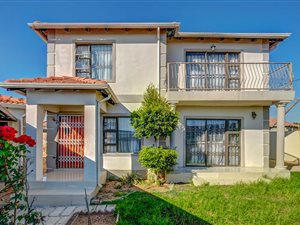 4 Bed House in Cosmo City
