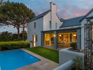 4 Bedroom House in Montclair