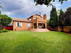 4 Bed Townhouse in Amorosa