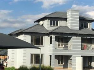2 Bed Townhouse in Crystal Park