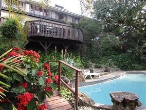 6 Bed House in Baysville