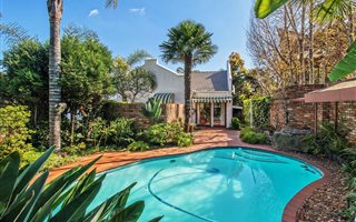 4 Bedroom Cluster in Waterkloof Ridge
