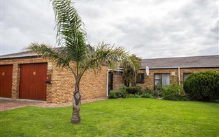 2 Bedroom Townhouse in Onverwacht