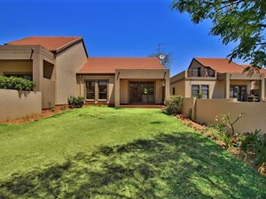 2 Bed Townhouse in Paulshof