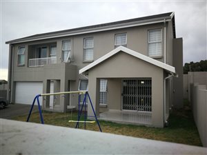 3 Bedroom House in Blue Hills