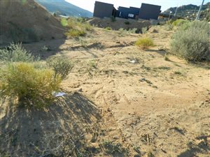 611 m² Land available in Springbok