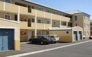 2 Bedroom Apartment in Noordhoek