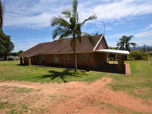 6 Bed House in White River AH