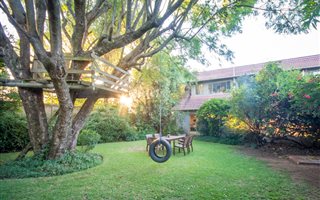 6 Bedroom House in Craighall Park