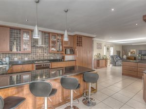 4 Bed House in Kamma Ridge