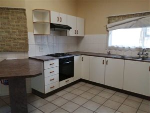 3 Bed Simplex in Veld En Vlei