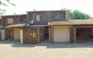 3 Bedroom Duplex in Monument Park