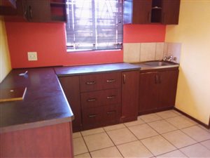 3 Bed House in Lotus Gardens