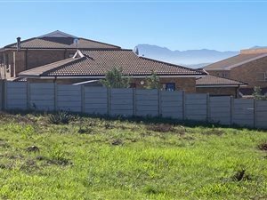 787 m² Land available in Menkenkop