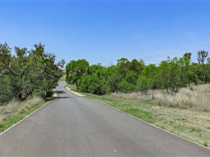 6374 m² Land available in Laezonia