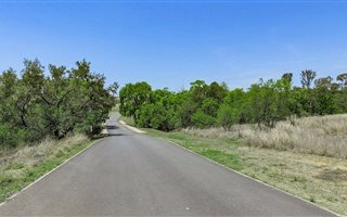 6374 m² Land available in Laezonia