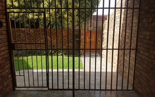 3 Bedroom Townhouse in Vanderbijlpark CE