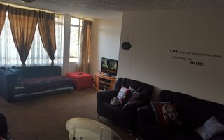 2 Bedroom Apartment in Meyerspark