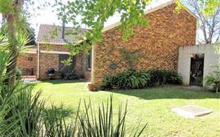 2 Bedroom Townhouse in Lonehill