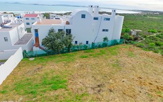 358 m² Land available in Paradise Beach