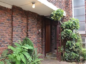 4 Bed Duplex in Hatfield