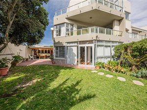 3 Bed Apartment in Waves Edge