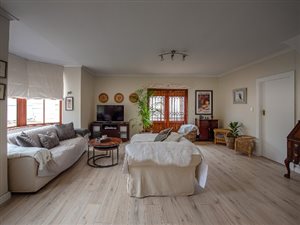 3 Bed House in Wynberg