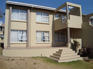 2 Bed Townhouse in Marais Steyn Park